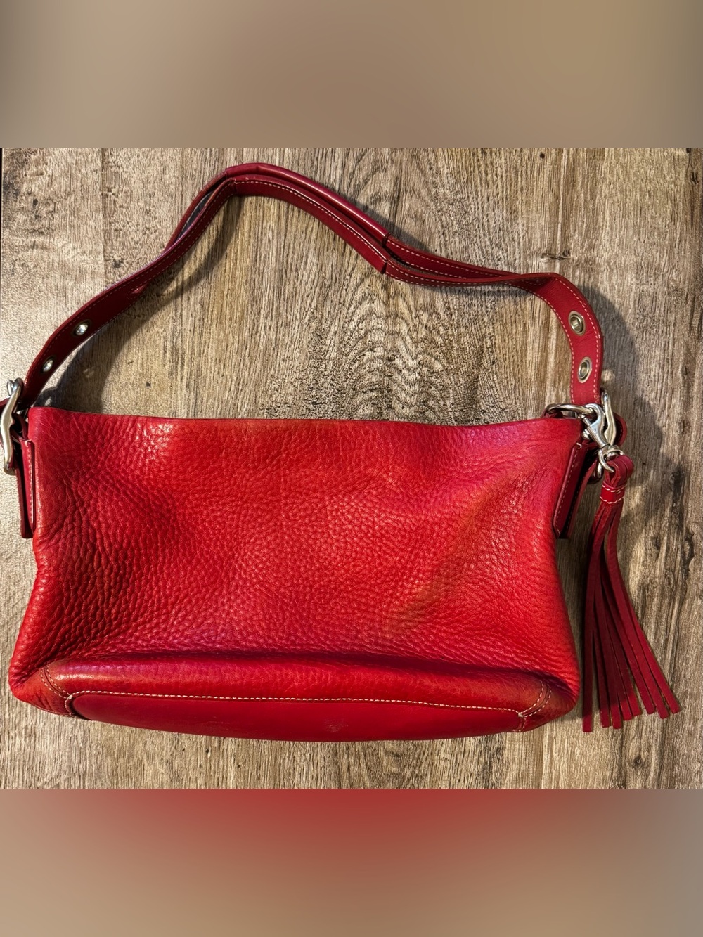 Red coach purse - Picture 2 of 3